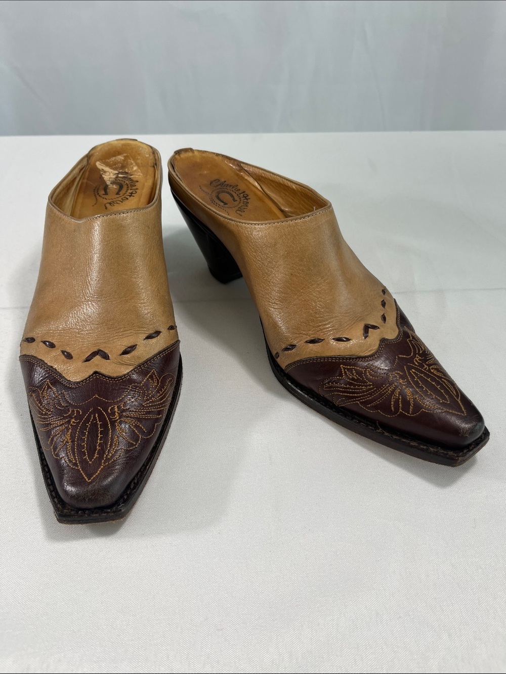 Lucchese Charlie 1 Horse Western Mules Embroidered Leather Tan Brown Wom 8 - Picture 1 of 10